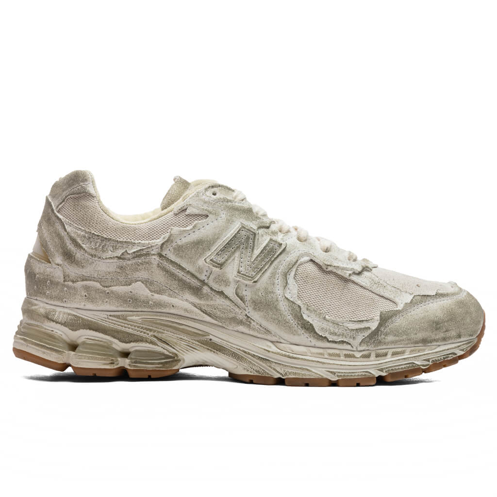 New Balance 2002R "Protection Pack Distressed" - Sea Salt/Gum