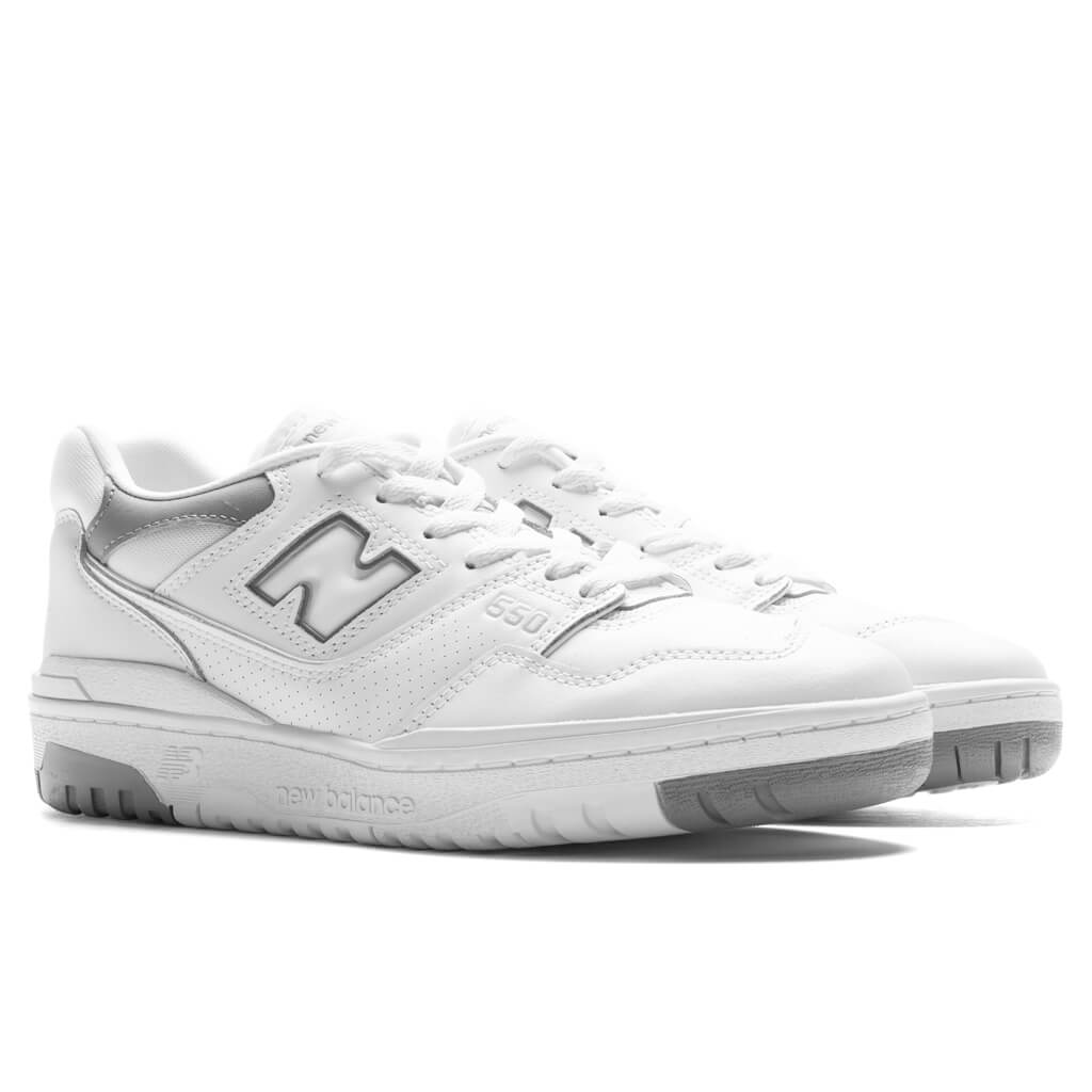 New Balance 550 - White/Grey/Cream