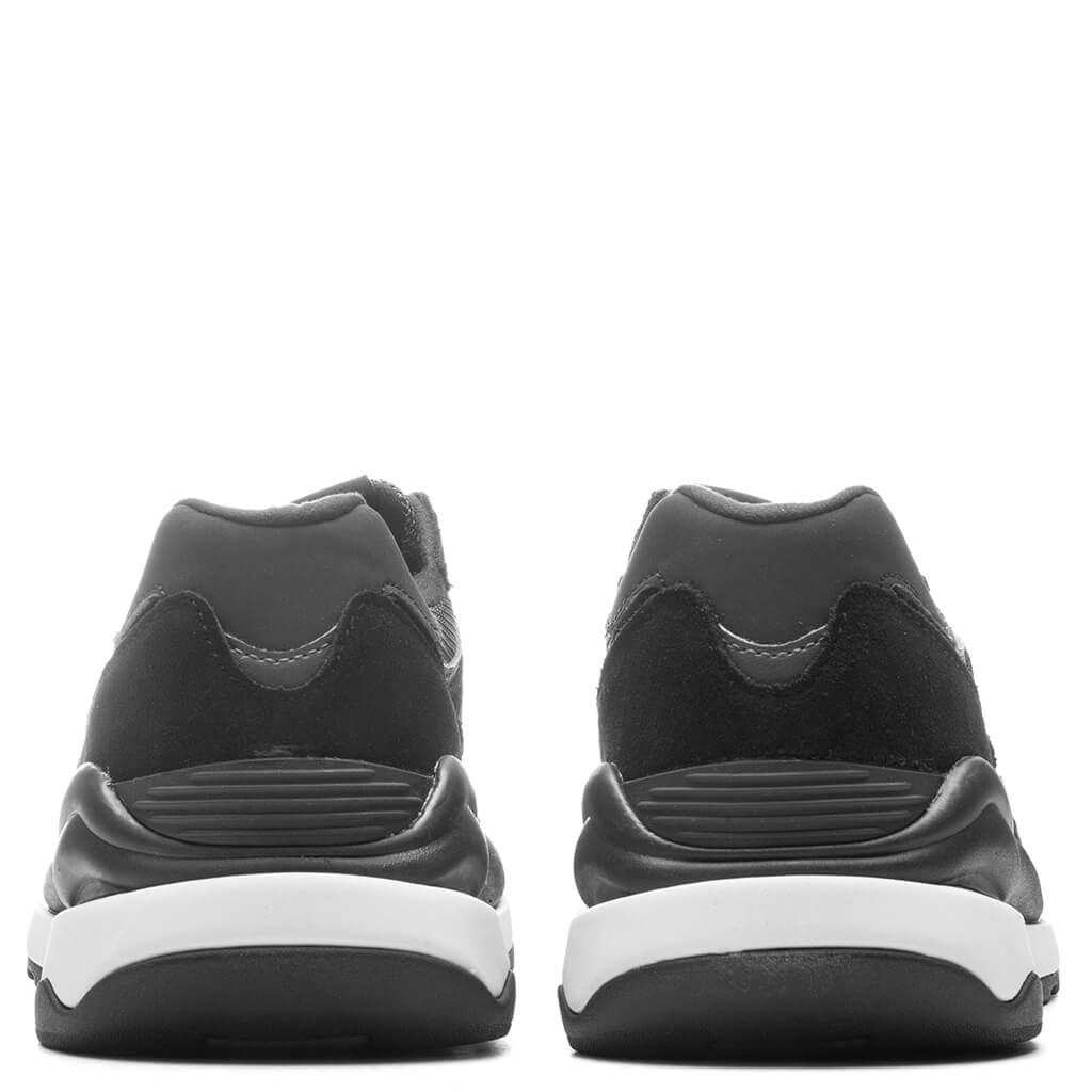 New Balance 57/40 - Black
