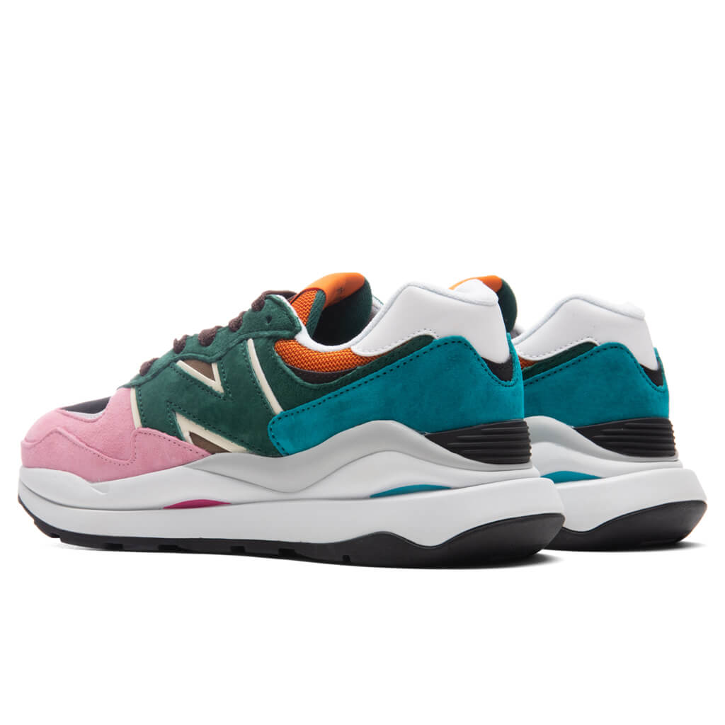 New Balance 57/40 - Black/Pink Lemonade