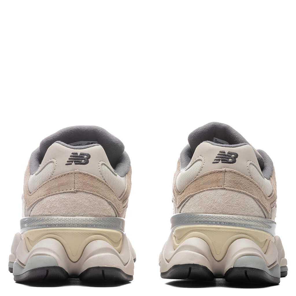 New Balance 9060 - Sea Salt