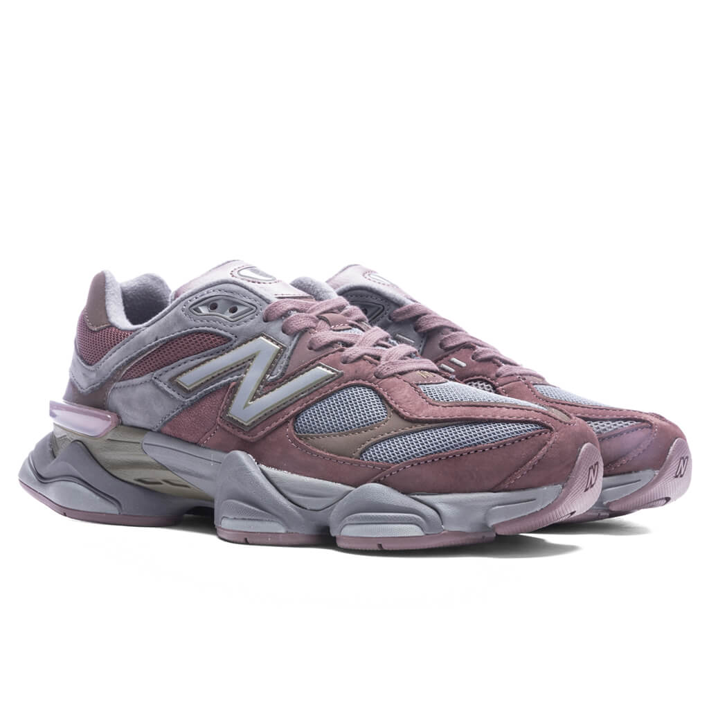 New Balance 9060 - Truffle/Rich Earth