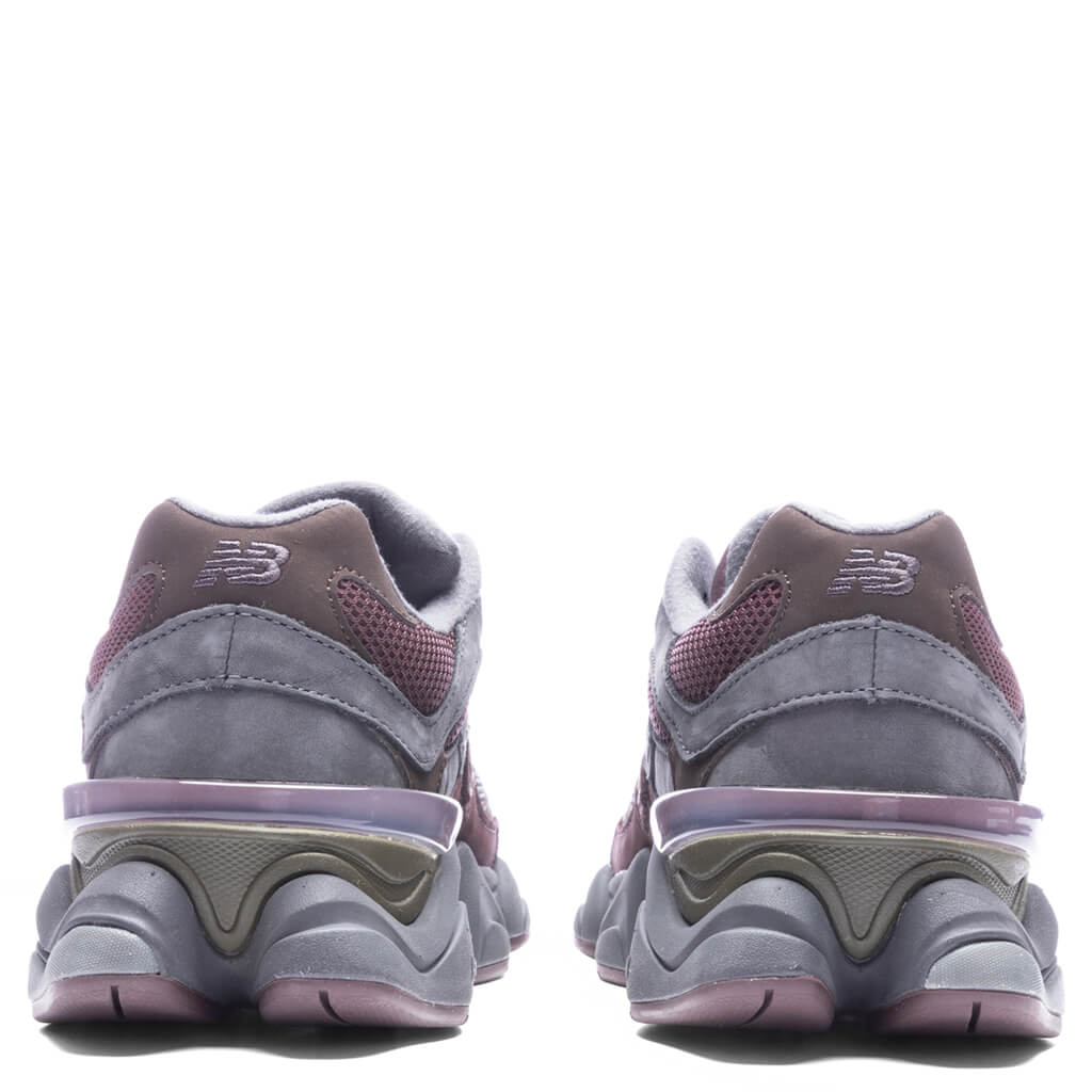 New Balance 9060 - Truffle/Rich Earth