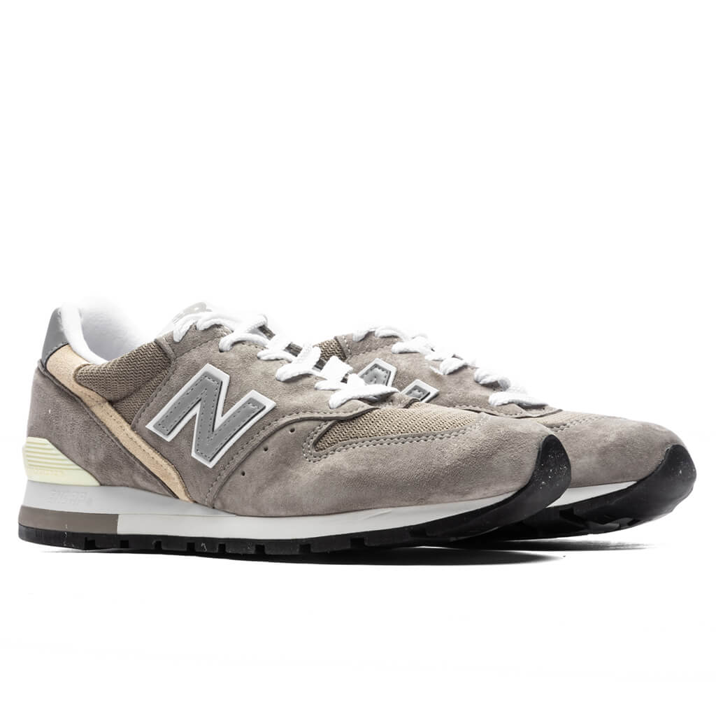 New Balance 996 - Grey/Silver