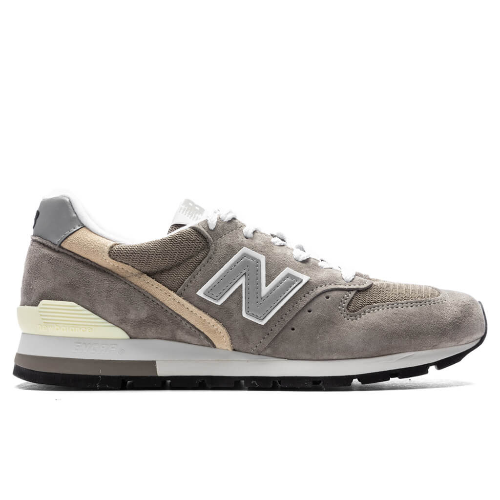 New Balance 996 - Grey/Silver