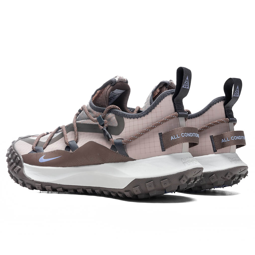 Nike ACG Mountain Fly Low SE - Ironstone/Malt/Light Iron Ore/Light Bone