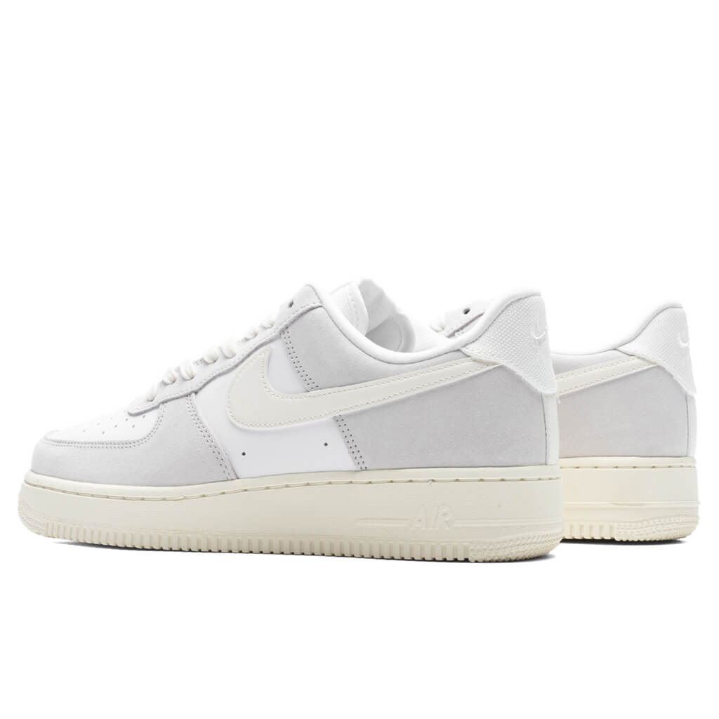 Nike Air Force 1 LV8 - White/Sail/Platinum Tint
