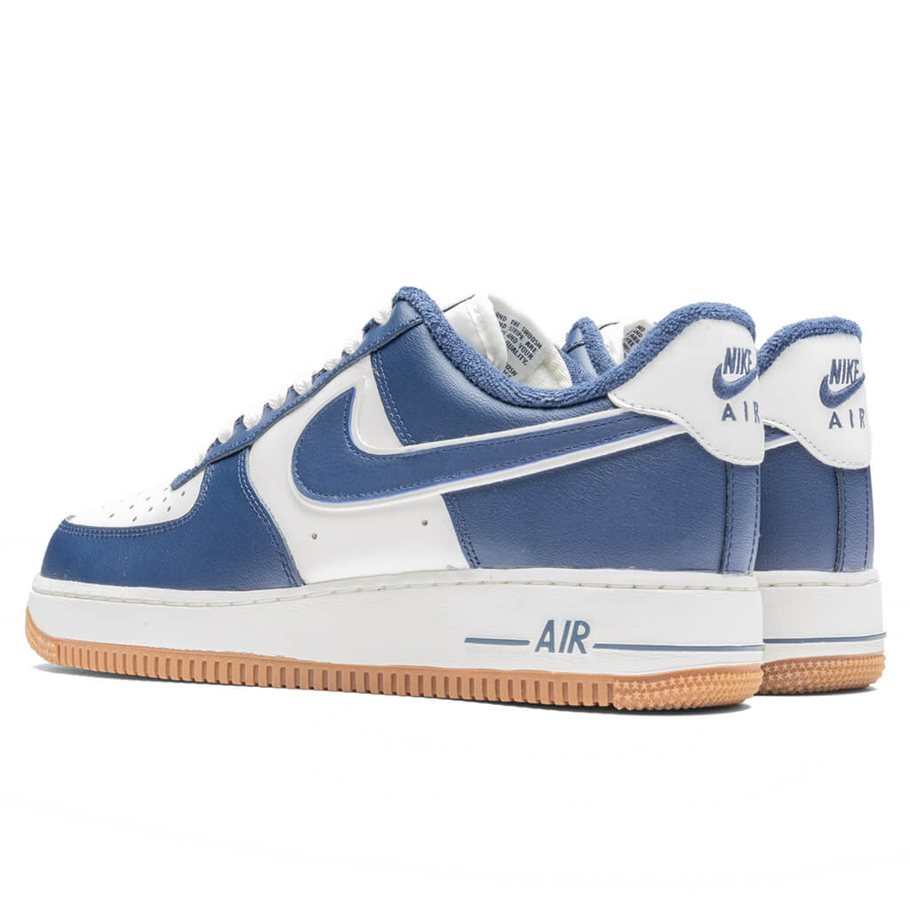 Nike Air Force 1 Low Retro - Sail/Midnight Navy/Gum Medium Brown