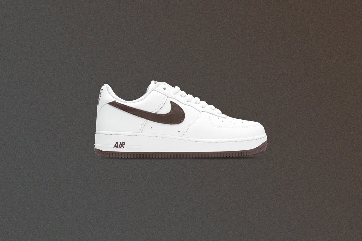 Nike Air Force 1 Low Retro - White/Chocolate/Metallic Gold