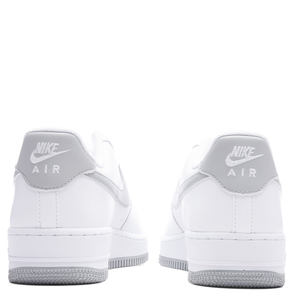 Nike Air Force 1 '07 - White/Light Smoke Grey