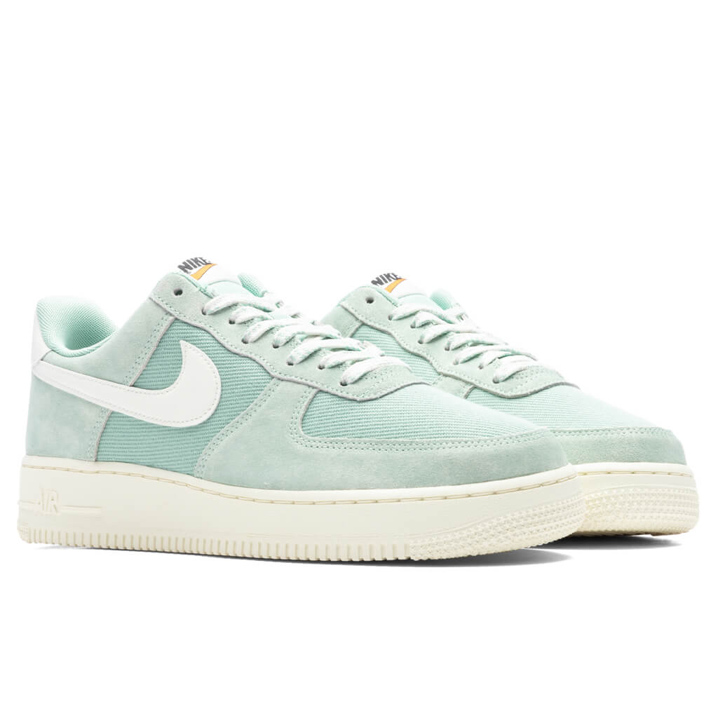 Nike Air Force 1 '07 LV8 - Enamel Green/Sail/Enamel