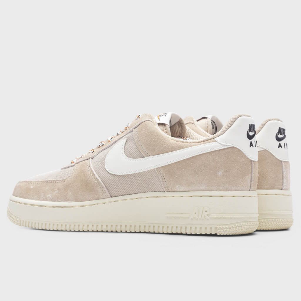 Nike Air Force 1 '07 LV8 - Rattan/Sail/Alpha Orange