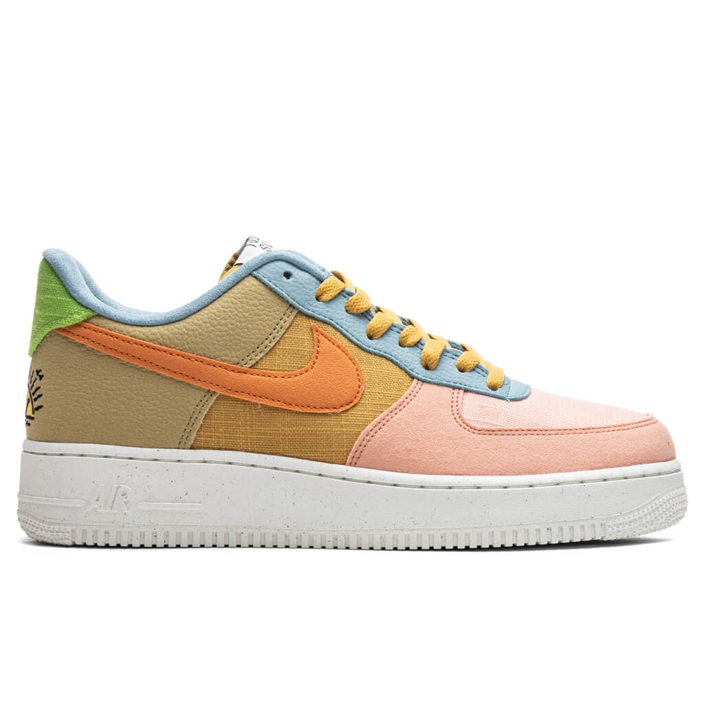 Nike Air Force 1 '07 LV8 - Sanded Gold/Hot Curry/Wheat Grass