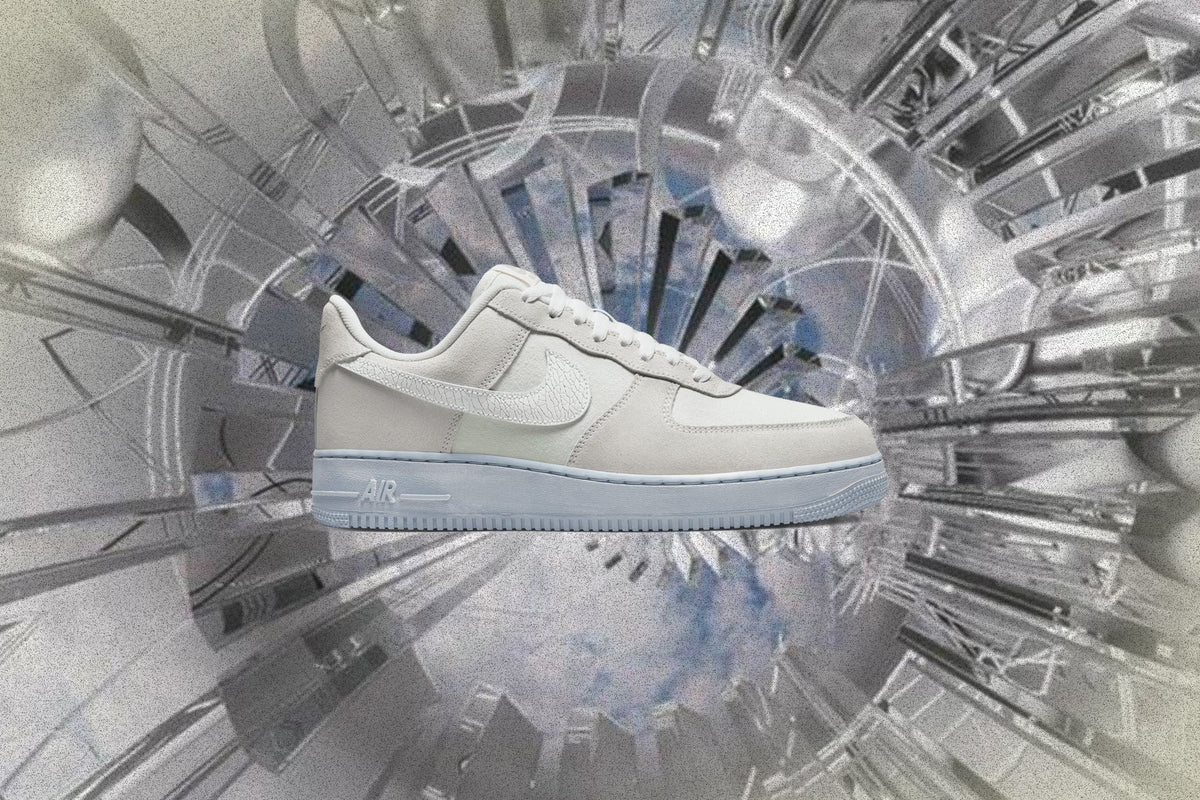 Nike Air Force 1 '07 LV8 EMB - Summit White/White/Blue Whisper