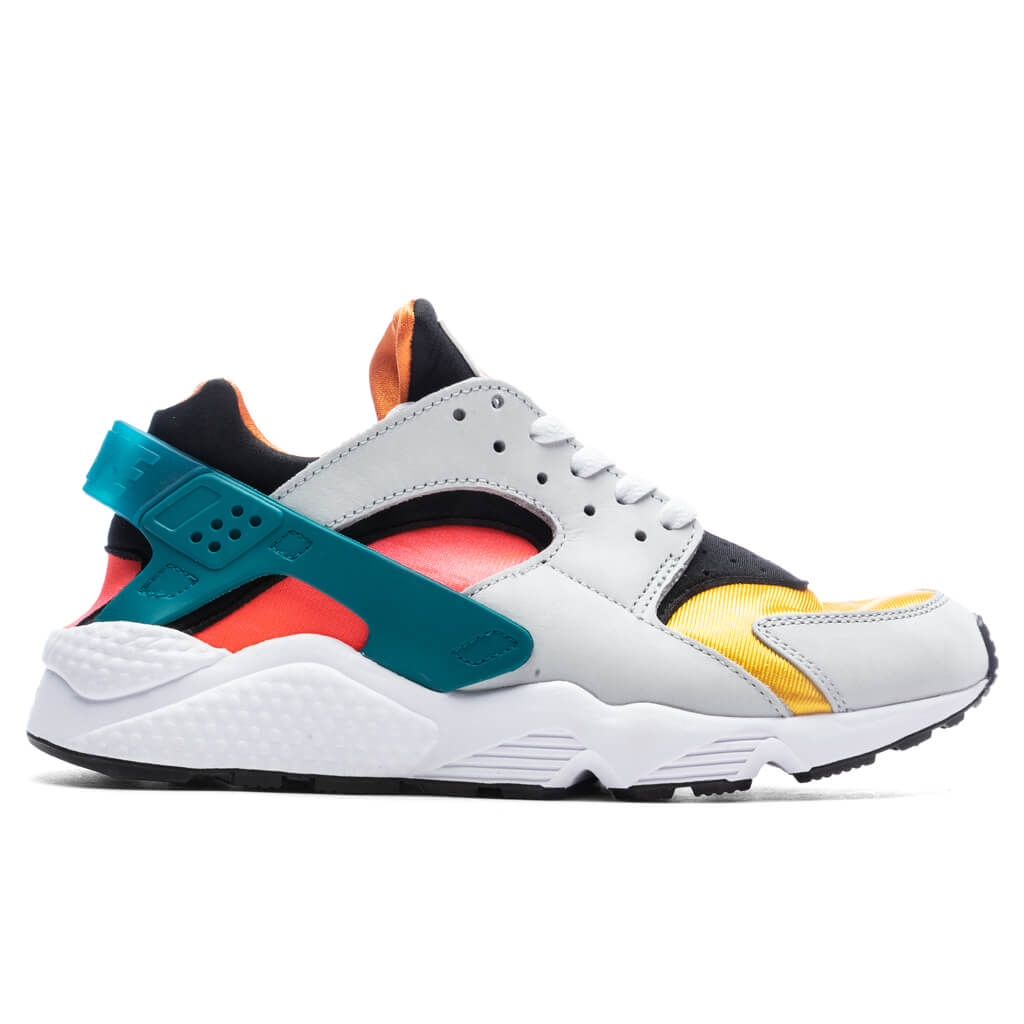 Nike Air Huarache - Pure Platinum/Bright Crimson
