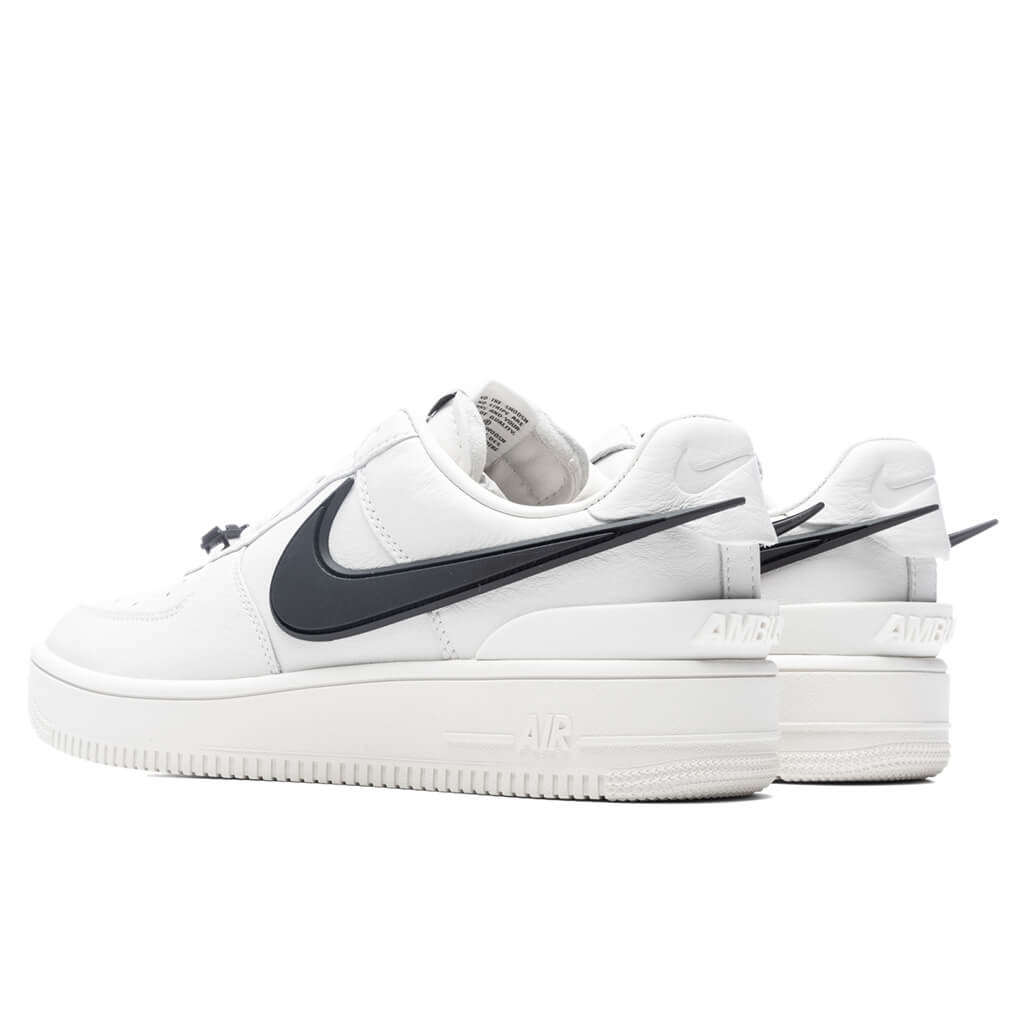 Nike Air Force 1 Low x - Phantom/Black/Black