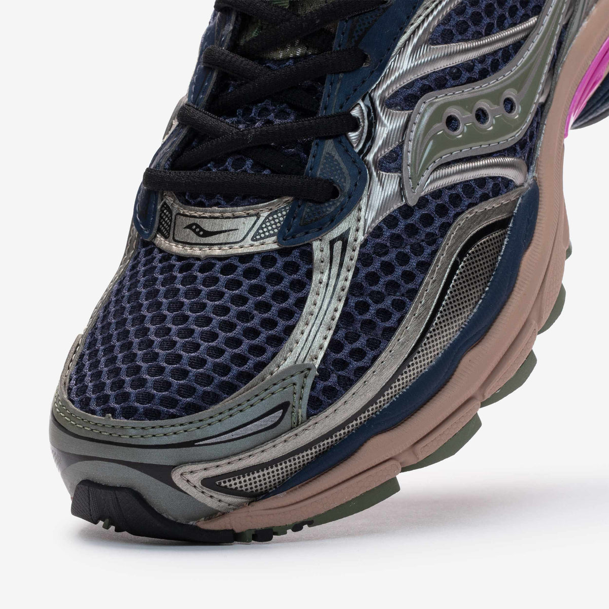 Saucony Progrid Omni 9 Disrupt