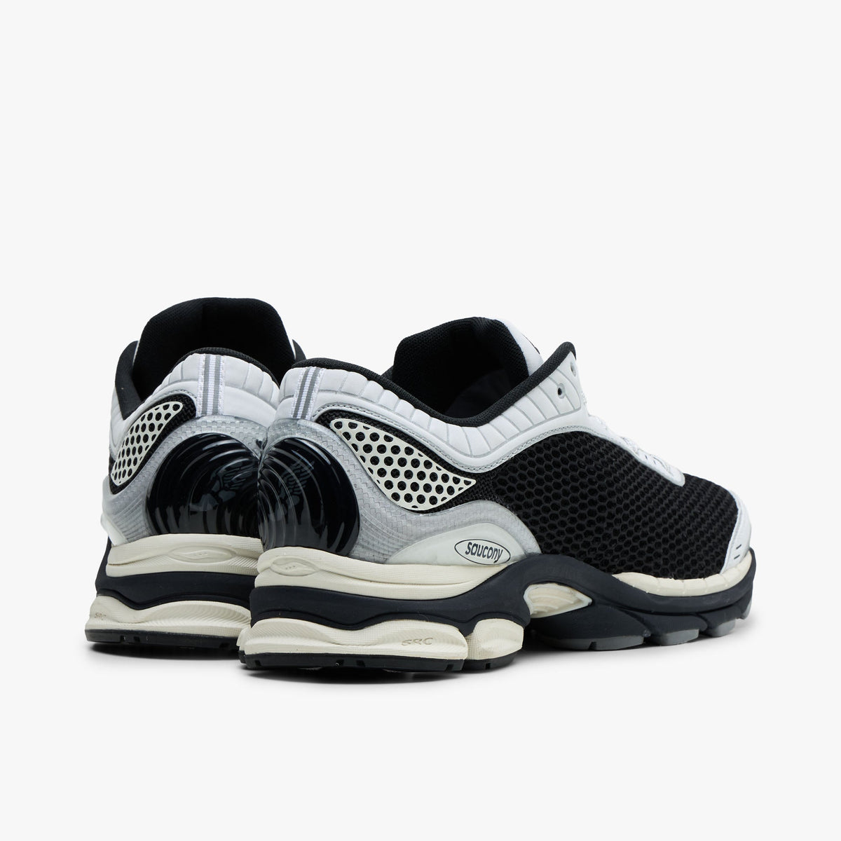 Saucony ProGrid Paramount Black / White