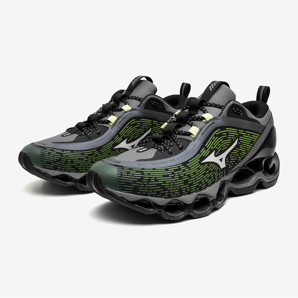 Mizuno Wave Prophecy 13.2 'Green Glow Cloudscape Quiet Shade'