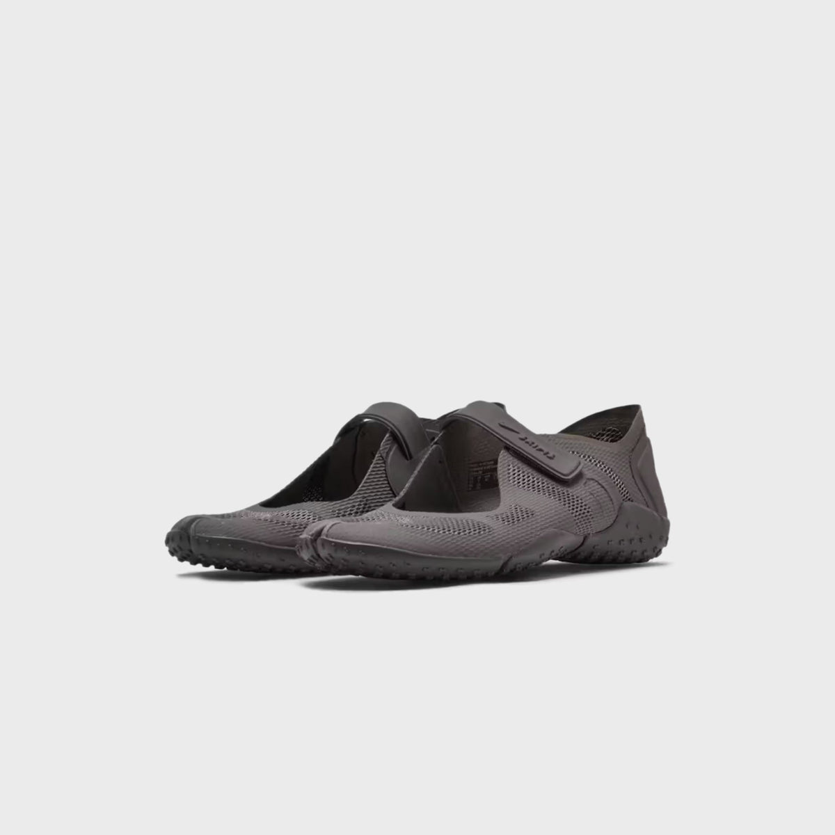 NikeSKIMS WMNS Rift 2 Tone Mesh - Cave Stone / Medium Ash