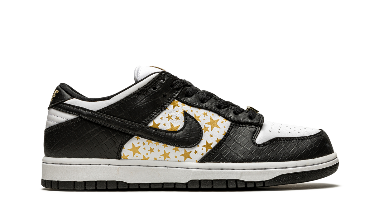 Nike SB Dunk Low "Supreme - Stars - Black" DH3228 102