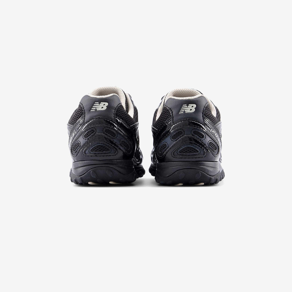 New Balance 204L