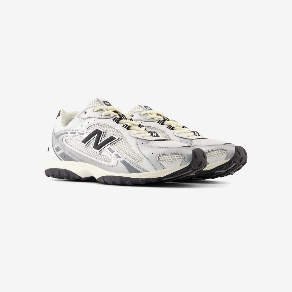 New Balance 204L