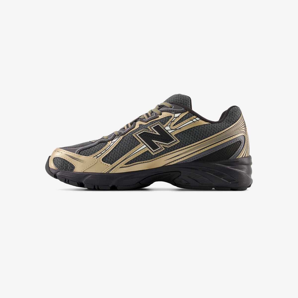 New Balance 740