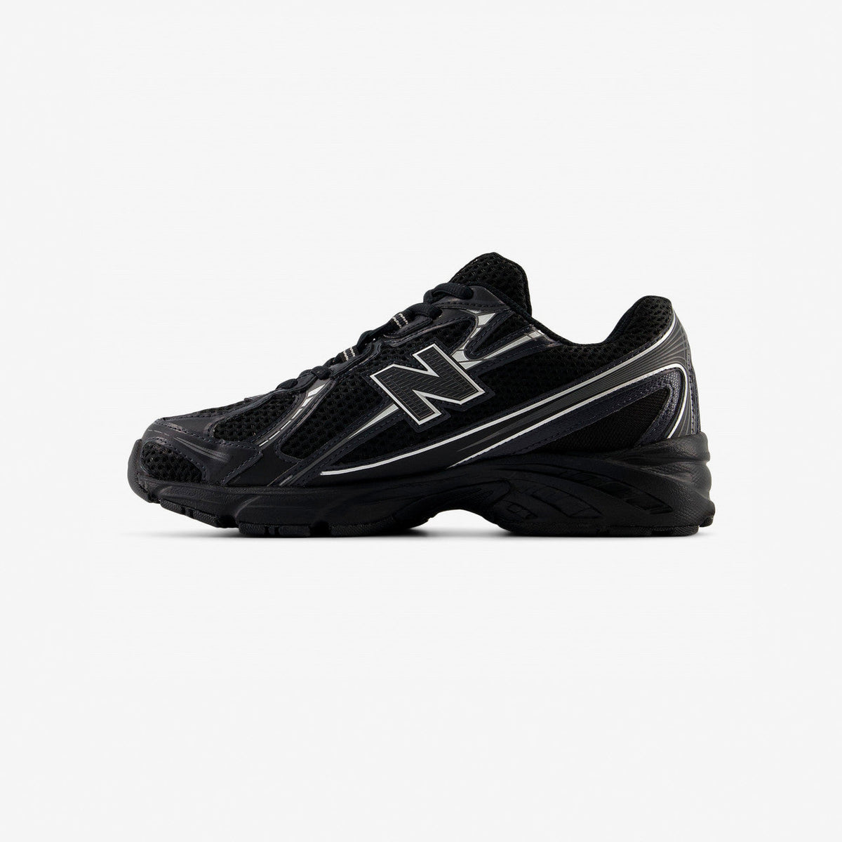 New Balance 740
