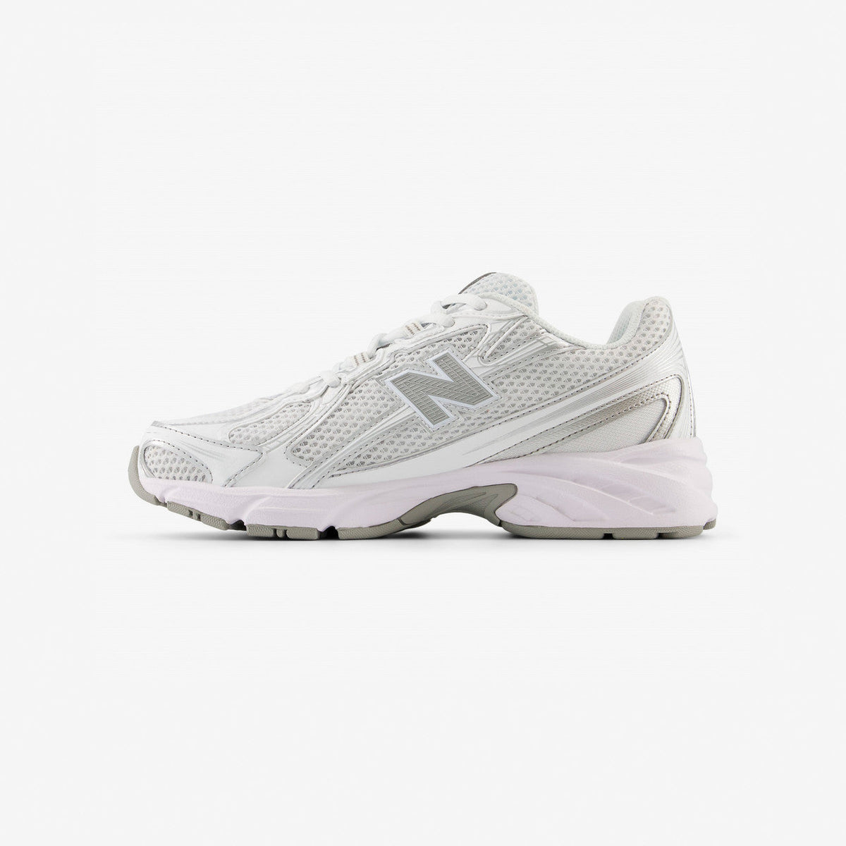 New Balance 740