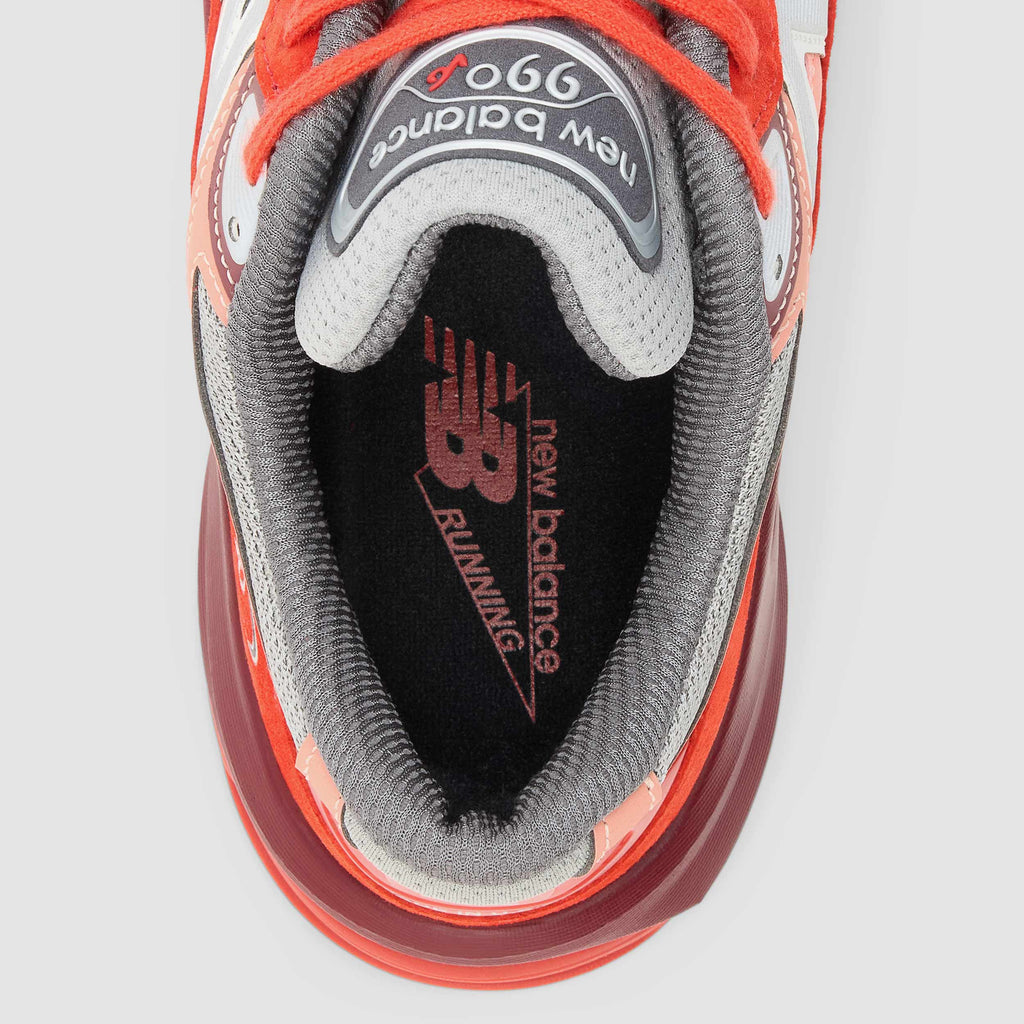 New Balance 990v6