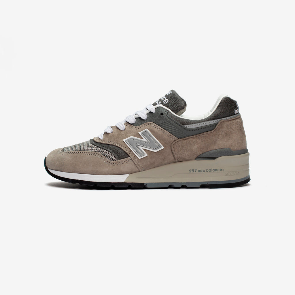 New Balance 997
