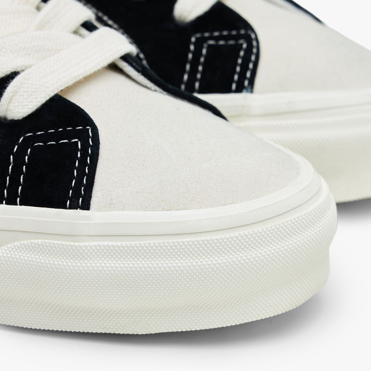 Vans LX Lampin Black / Marshmallow