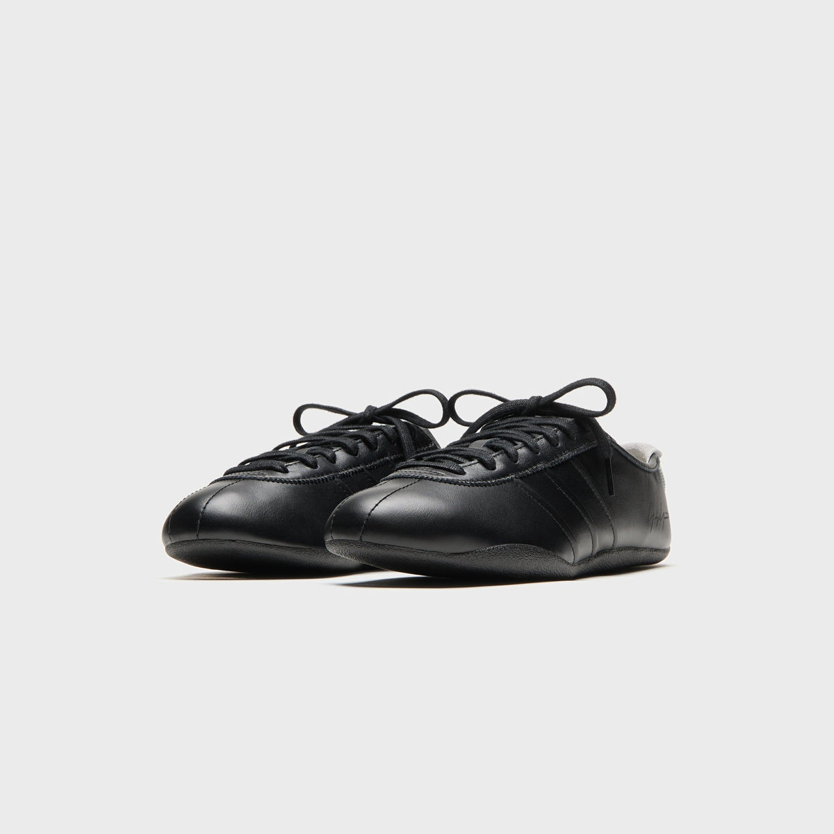 adidas x Y-3 Tokyo - Black / Black / White