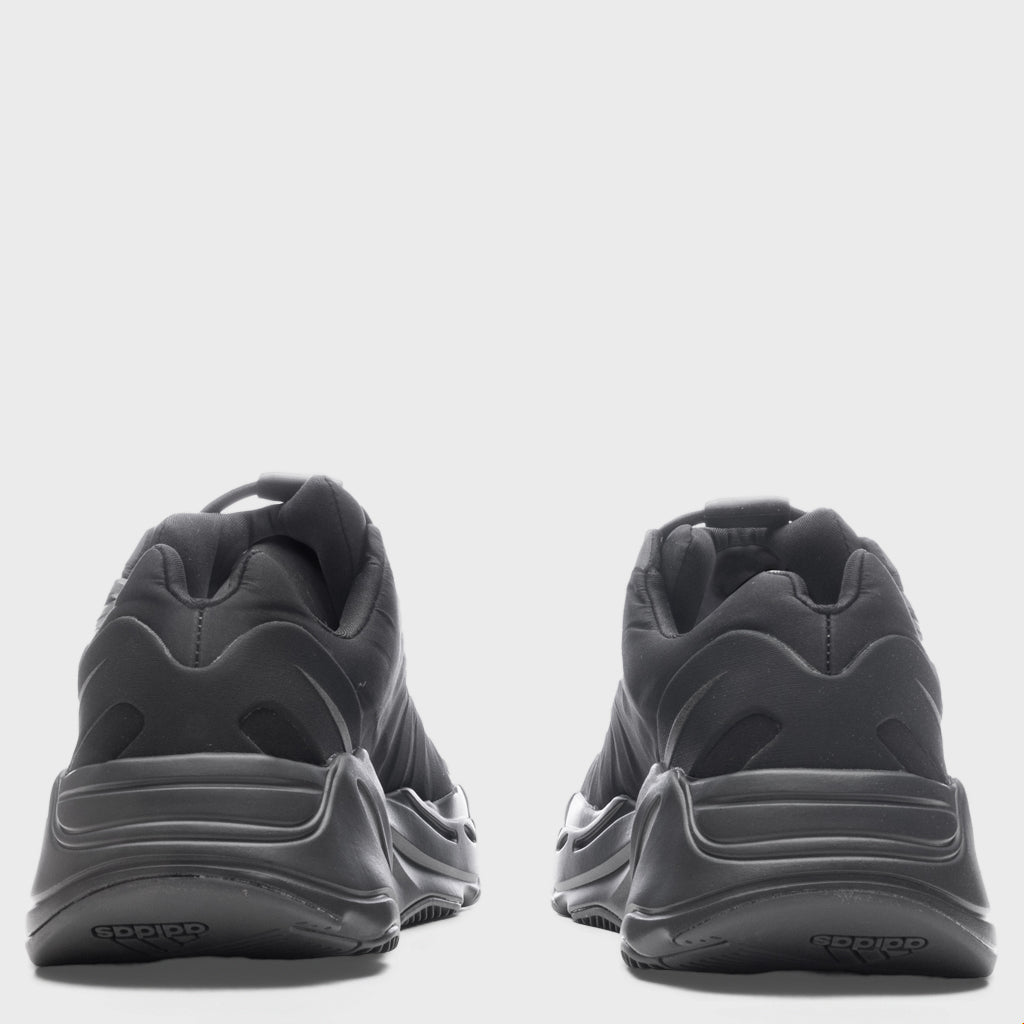 Adidas Originals Yeezy 700 MNVN - Triple Black
