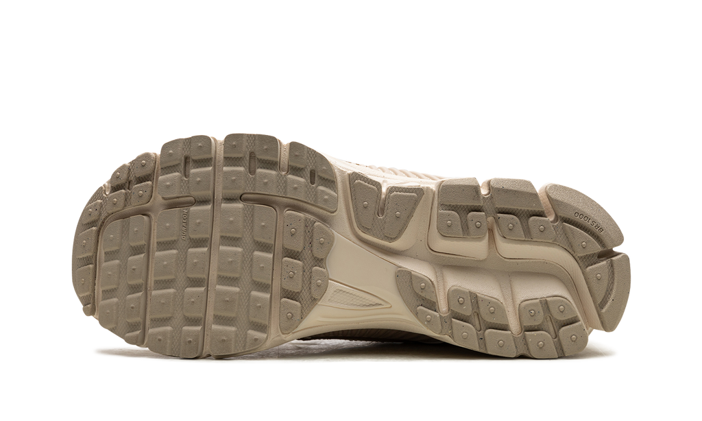 Nike Zoom Vomero 5 WMNS "Sail" FQ6868 111