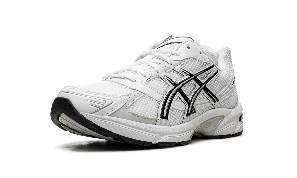 ASICS Gel-1130 "Black / White" 1201B019 100