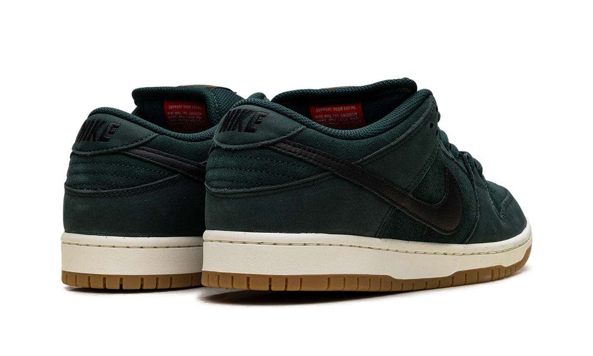 Nike SB Dunk Low Pro "Deep Fir" FJ1674 300