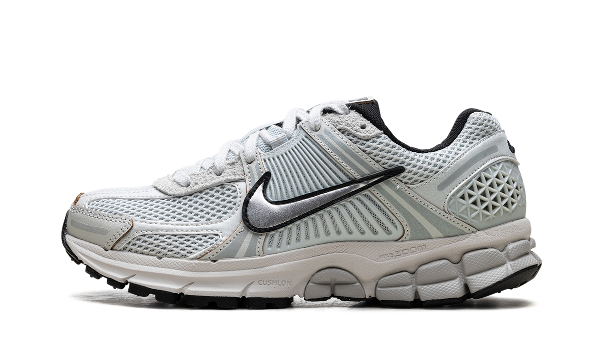 Nike Zoom Vomero 5 WMNS "Light Silver Chrome" FN6742 001