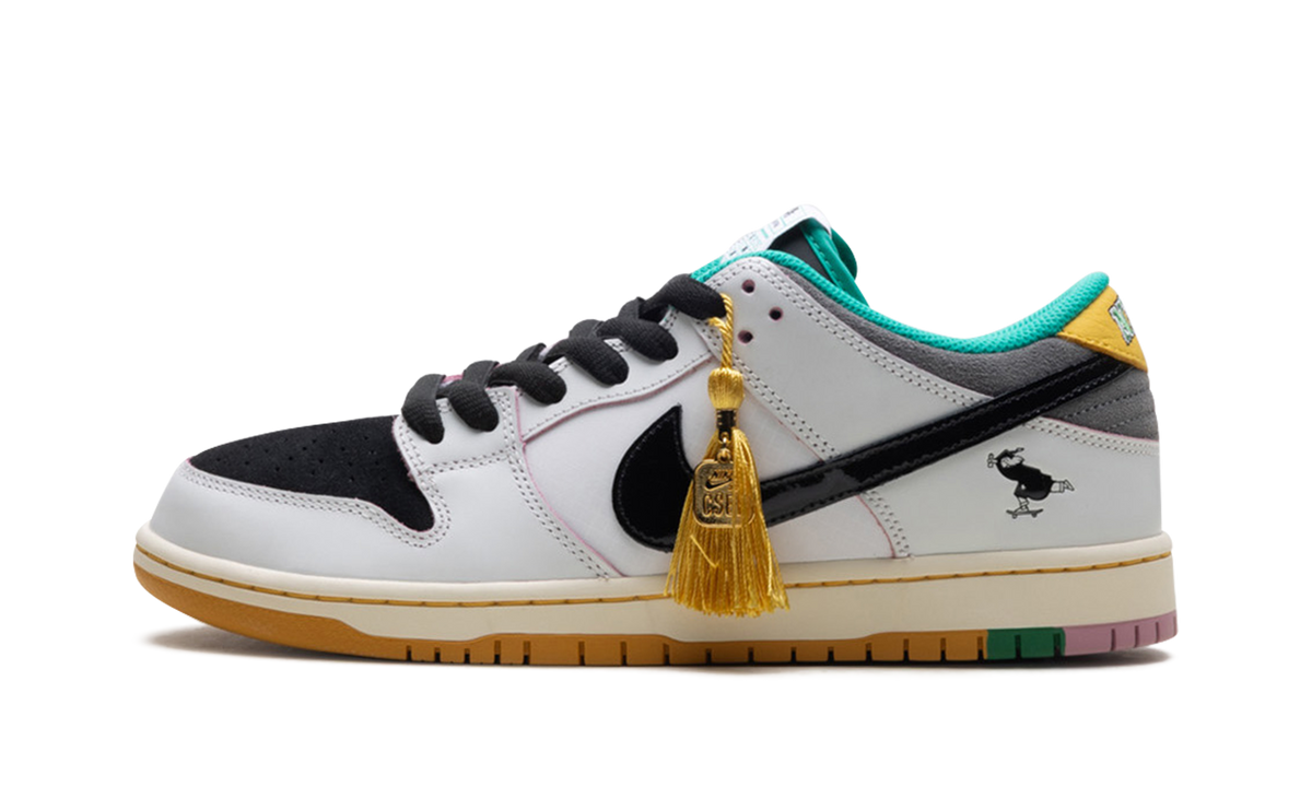 Nike SB Dunk Low "CSEF" HJ4132 100