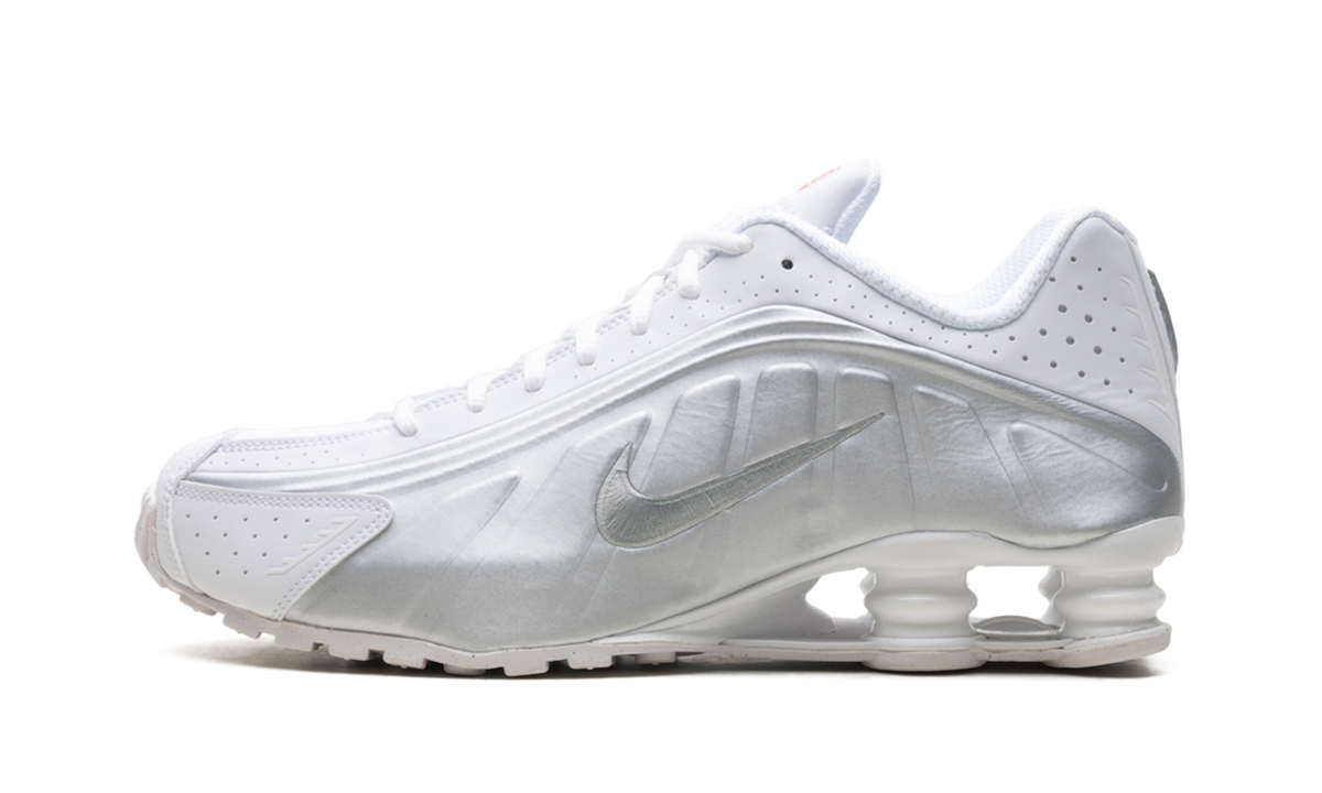 Nike Shox R4 "White Bright Crimson Metallic Silver" HQ1988 101