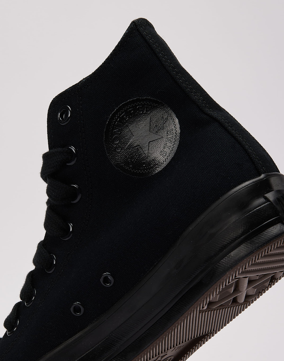 Converse Chuck Taylor Throwback Hi