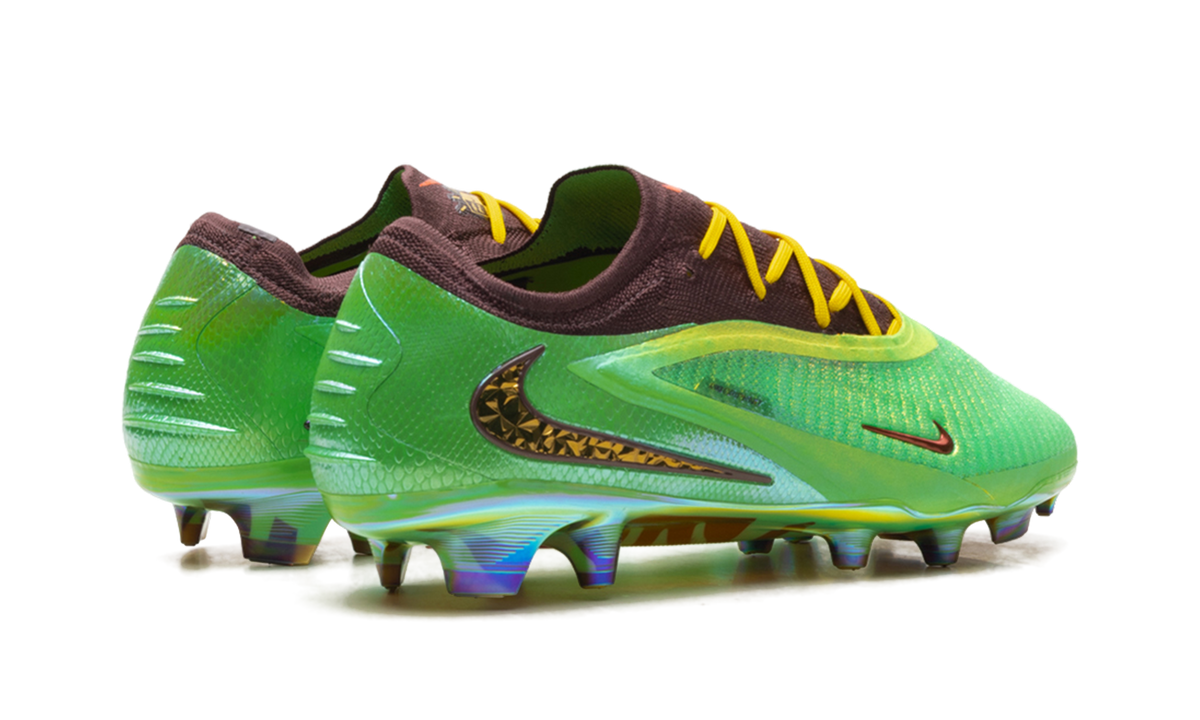 Nike Phantom 6 Low Elite FG SE Cleats "Travis Scott" IQ8140 900
