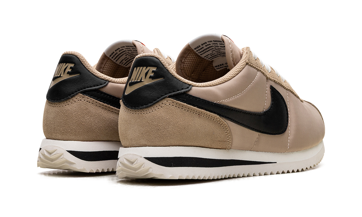 Nike Cortez WMNS "Desert Black Sail" If1764 200