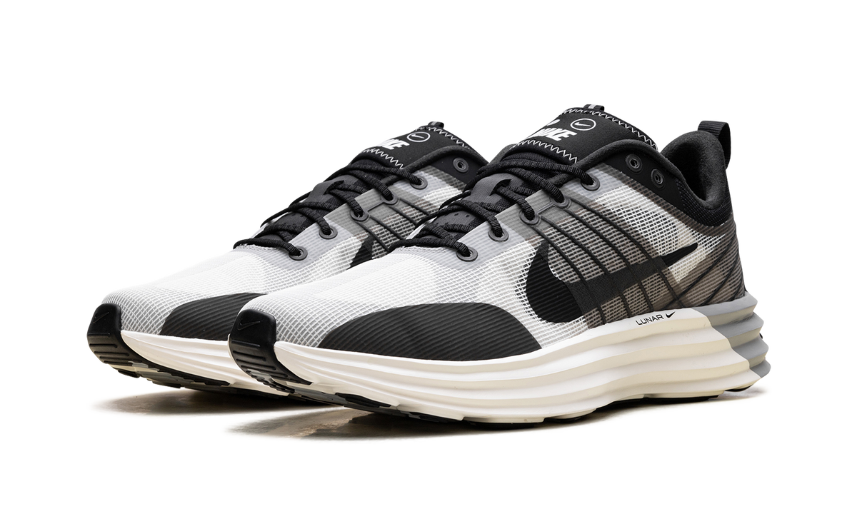 Nike Lunar Roam "Summit White Black" DV2440 102