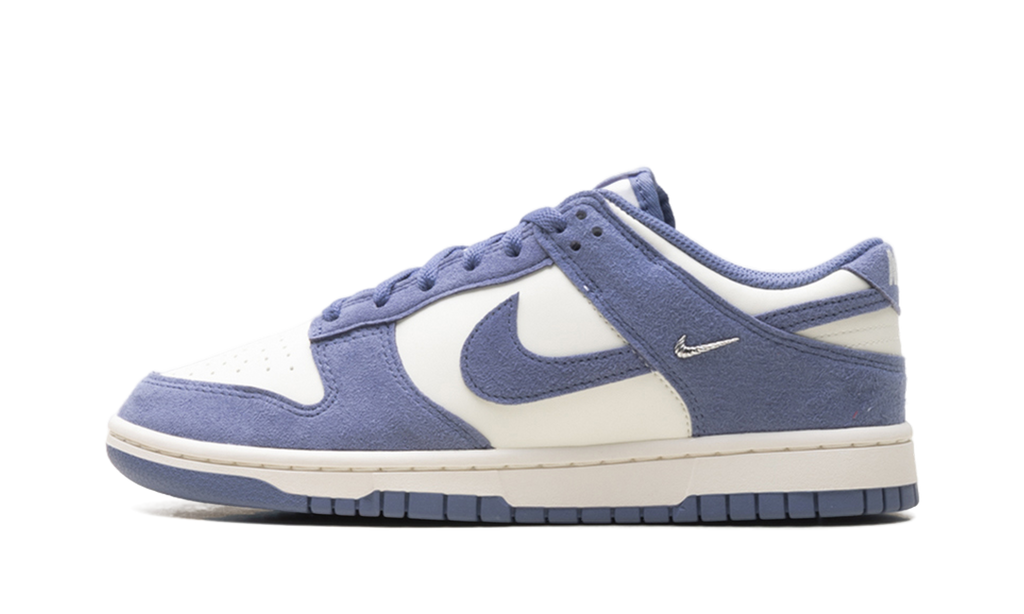 Nike Dunk Low WMNS "World Indigo Mini Swoosh" IB4417 103