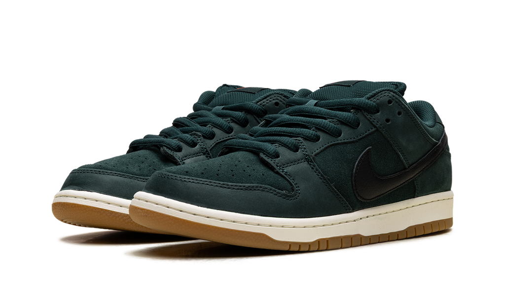 Nike SB Dunk Low Pro "Deep Fir" FJ1674 300