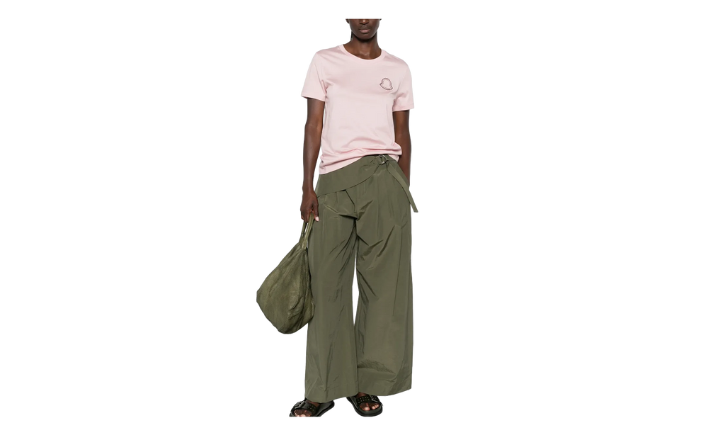 Moncler Logo Patch Tee WMNS "Pink Mallow" MON91