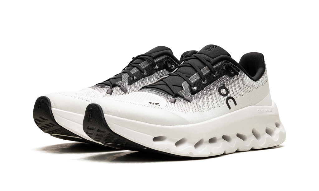 On Running Cloudtilt WMNS "Black/Ivory" 3WE10051430