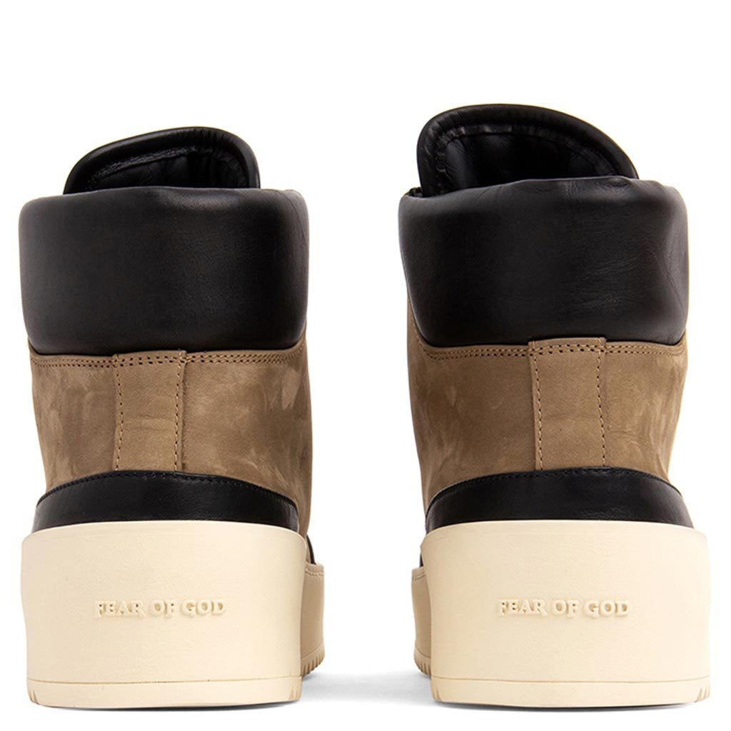 Fear of God 6th Collection Hiker - Olive